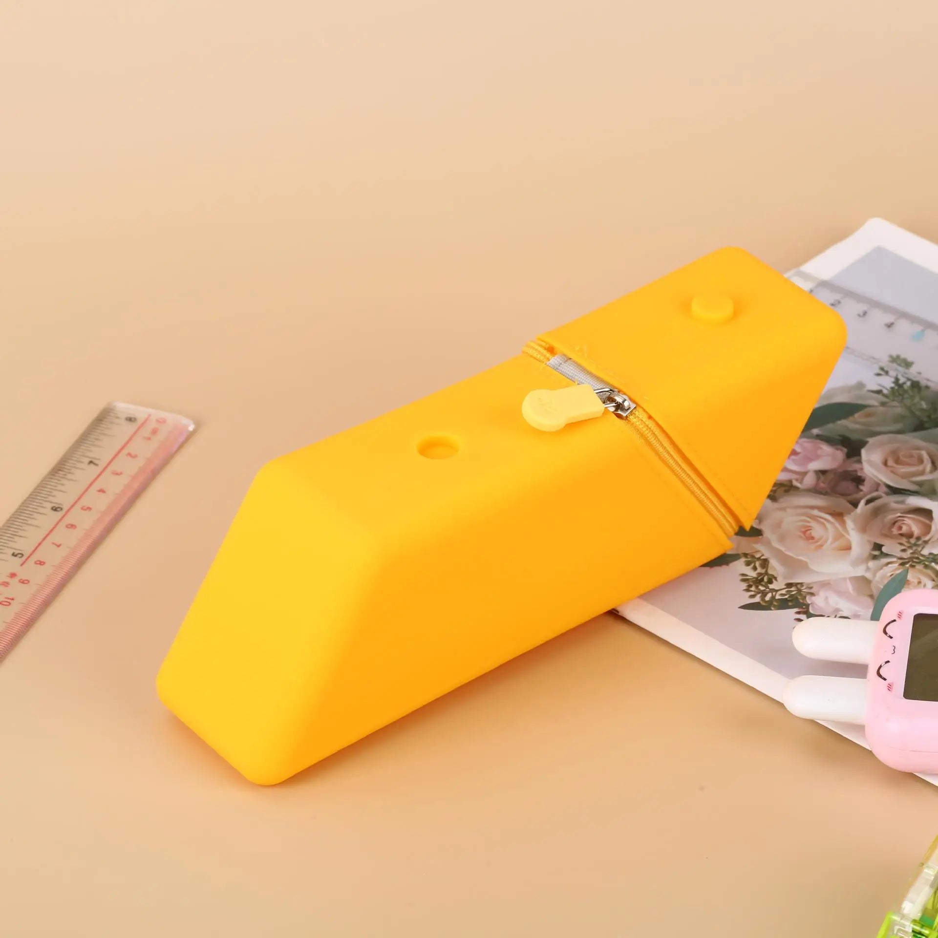 1pcs Silicone pencil case large capacity student pencil case gradient rectangular stationery organizer pencil case