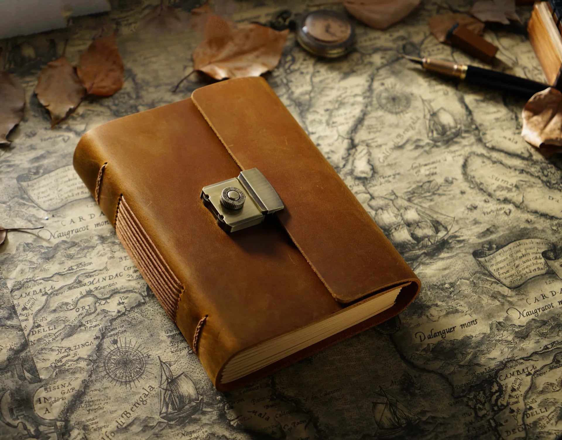 Retro Notepad Loose-leaf Diary Hand Account Book Password Lock Brown Stationery Gift Men and Women Handmade Cowhide Notebook