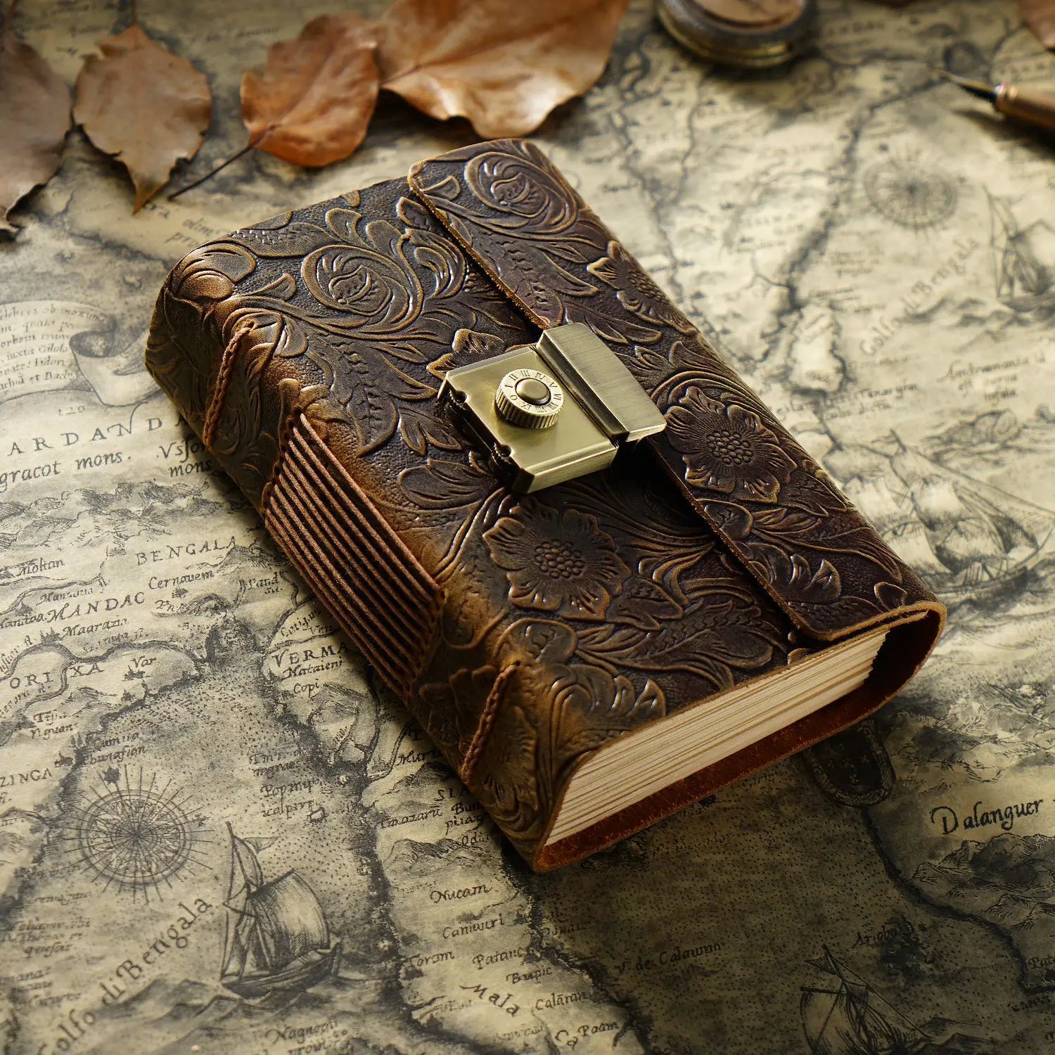 Retro Notepad Loose-leaf Diary Hand Account Book Password Lock Brown Stationery Gift Men and Women Handmade Cowhide Notebook